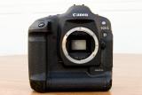Дигитален професионален фотоапарат Canon EOS 1D