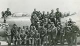 Група авиомеханичари и авиоспецијалисти од Аеродромот Петровец, кои работеа на одржување на авионите T-33A и TV-2