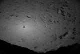 Првите фотографии од површината на астероидот Ријугу направени од роверите