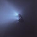 Снимките од јадрото на Халеевата комета направени од сондата Џото (Giotto) (фото ЕСА)