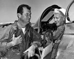 Џеки Кокран со Чак Јегер, првиот пилот кој леташе побрзо од звукот