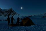 Целосно затемнување на Сонцето над Антарктикот