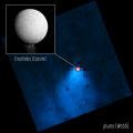 вселенскиот телескоп Џејмс Веб на НАСА покажува  млаз од водена пареа што потекнува од јужниот пол на месечината на Сатурн, Енцелад.