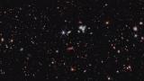 Слика од длабоката вселена направена од вселенскиот телескоп Џејмс Веб. 