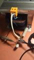 Слика 2: Намотката се состои од 30 намотки PVC-изолирана жица од 2,5 mm^2 на јадро EI-150 од 0,5 mm трафо-лимови од силициумски челик, наменети за мрежни трансформатори за 50 Hz.