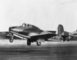 Gloster E.28/39 (W4041), снимен на полетување во Фернборо околу 1941 година