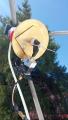 Дипол за 1420 MHz импровизирано залепен пред рефлекторската плоча